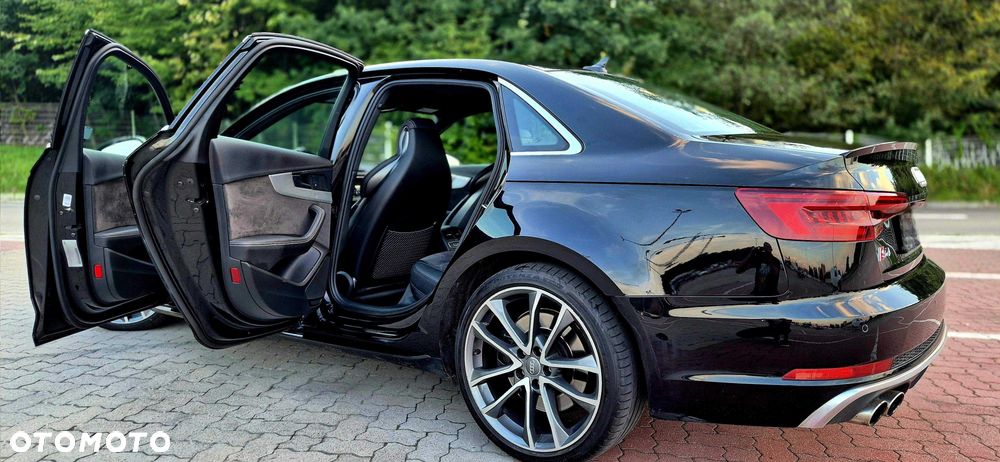 Audi S4 Limousine - 8