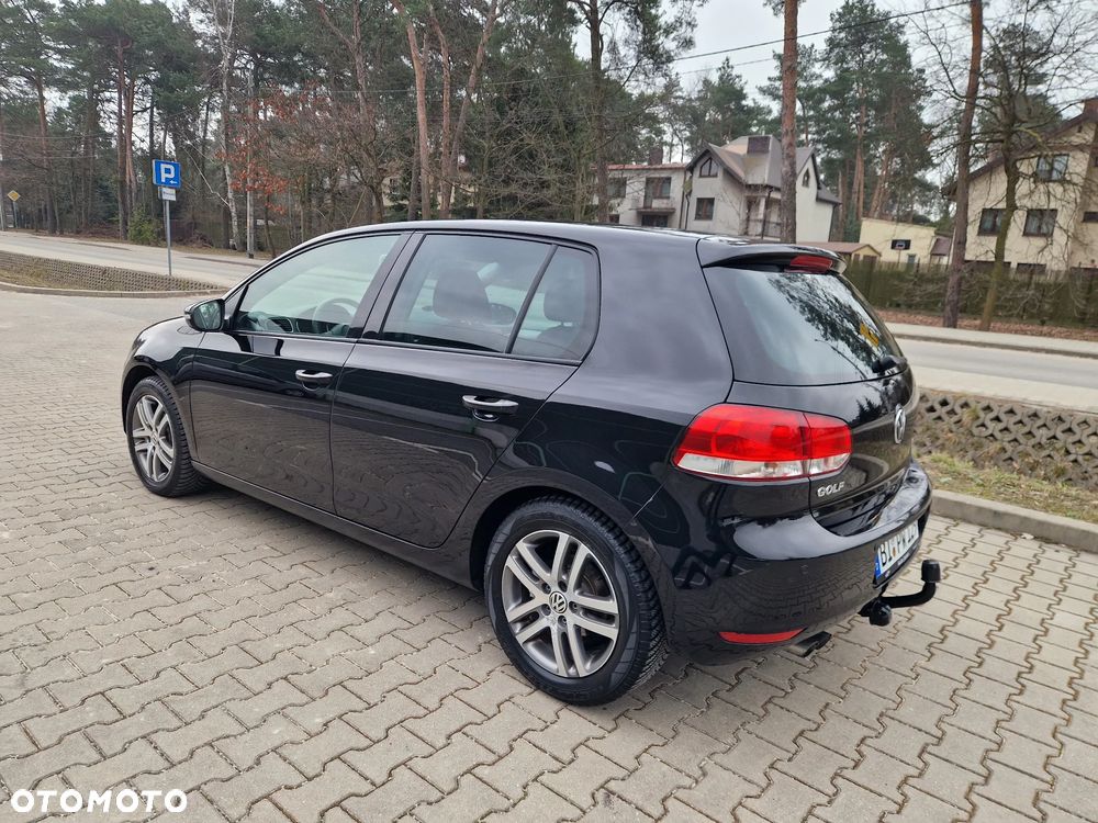 Volkswagen Golf - 9