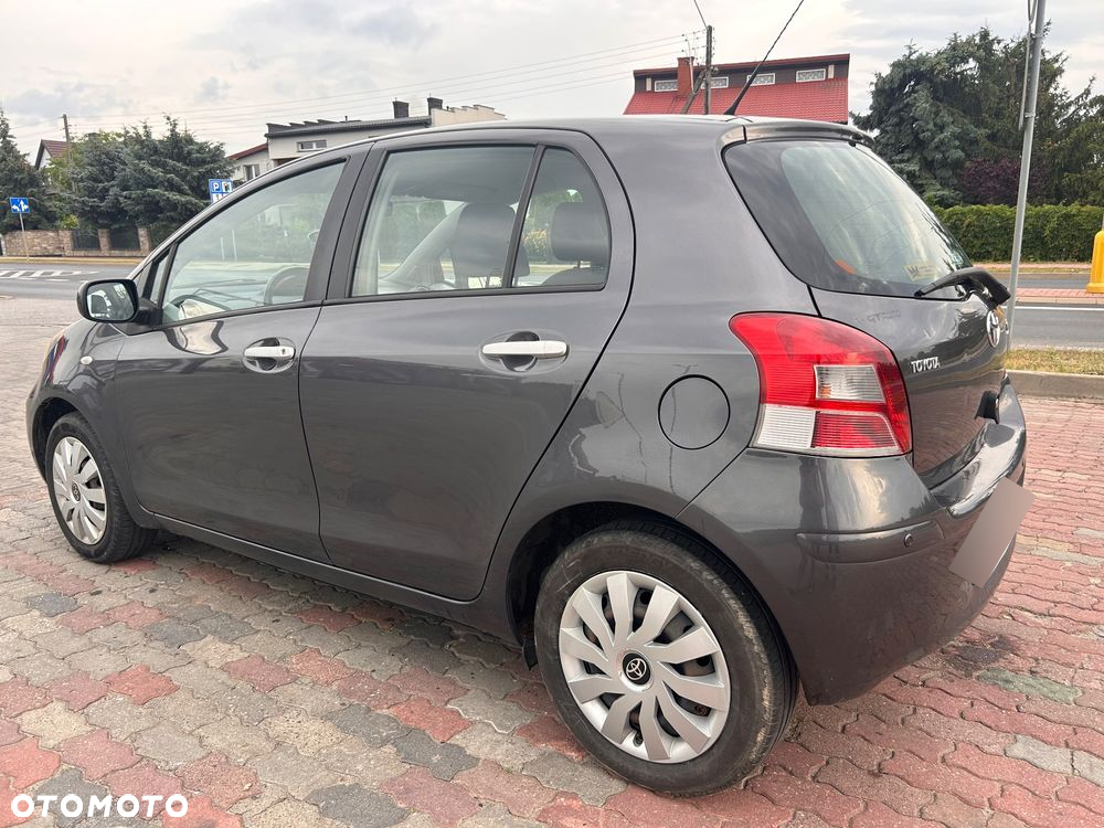 Toyota Yaris - 5