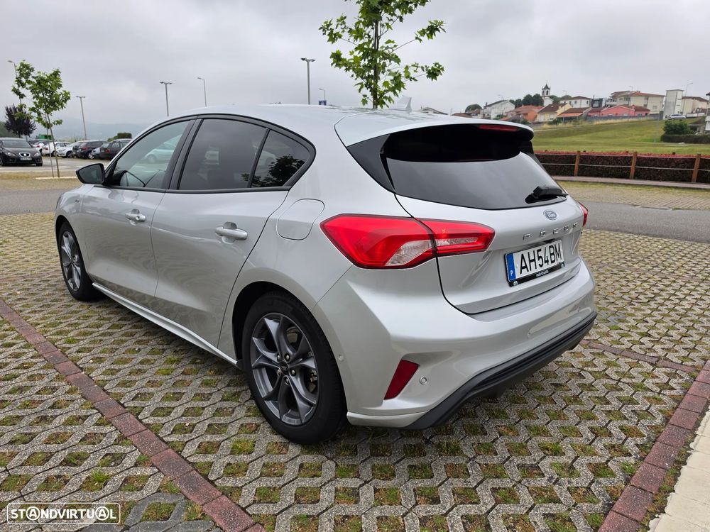 Ford Focus 1.0 EcoBoost MHEV ST-Line - 6