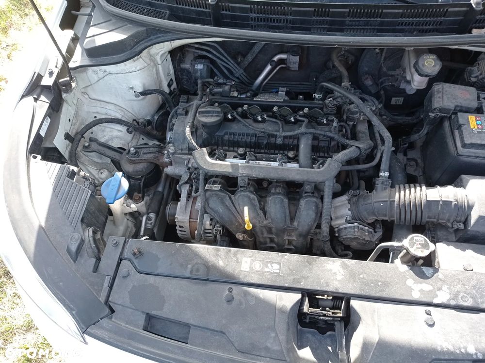 Kia Stonic 1.2 L - 22