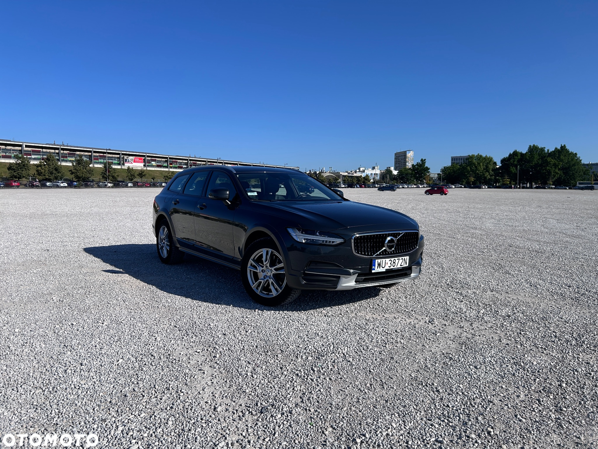 Volvo V90 D4 AWD Kinetic - 3