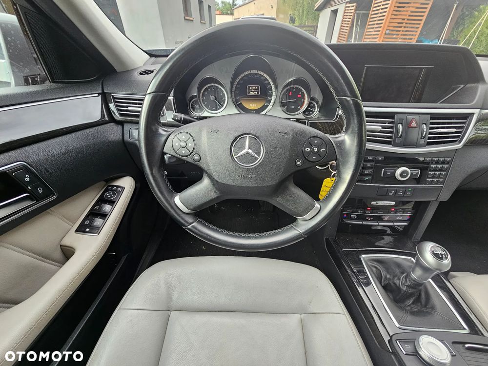 Mercedes-Benz Klasa E 200 BlueTEC Avantgarde - 7