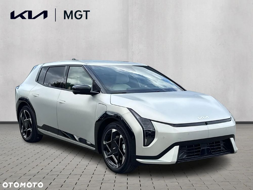 Kia EV4 - 2