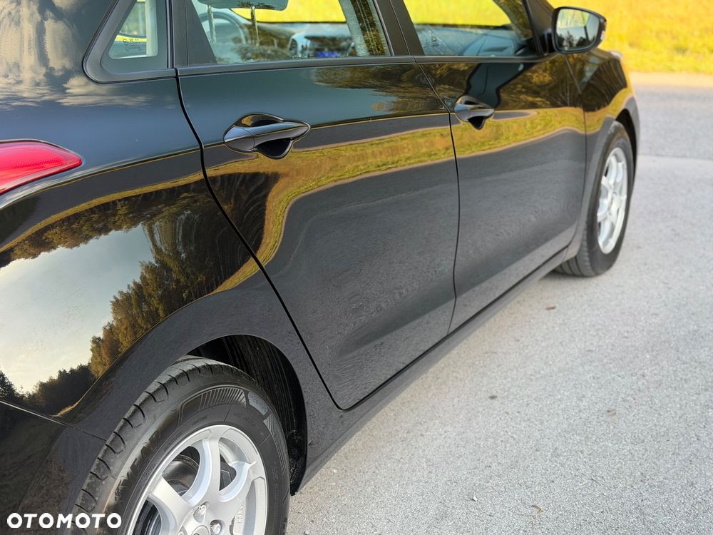 Hyundai i30 i30cw 1.6 CRDi Trend - 11
