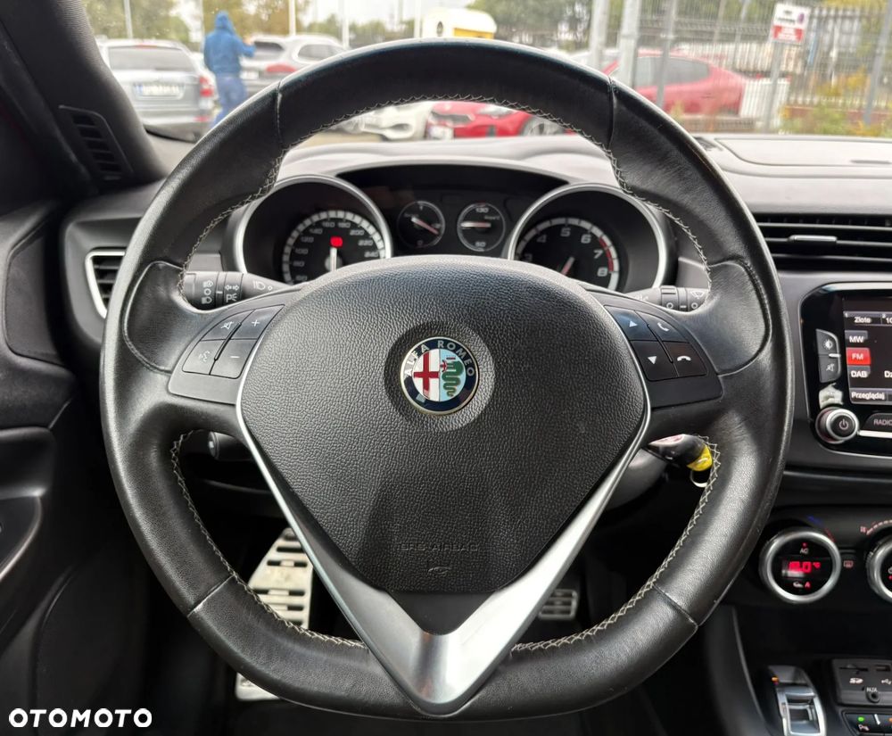 Alfa Romeo Giulietta 1.4 TB MultiAir Exclusive - 13