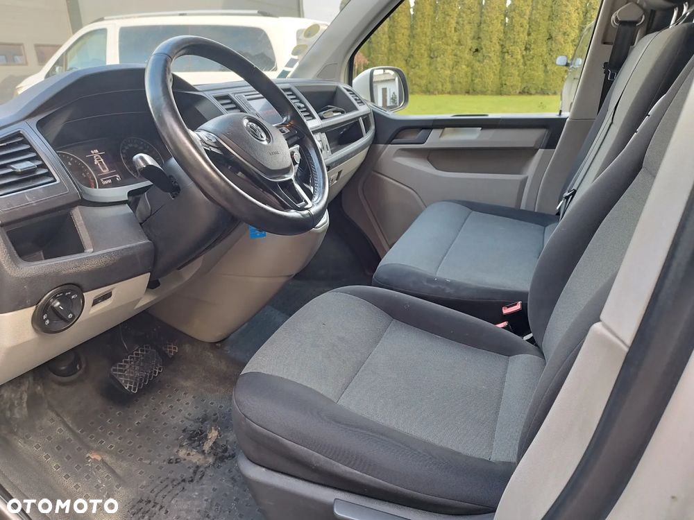 Volkswagen Transporter - 8