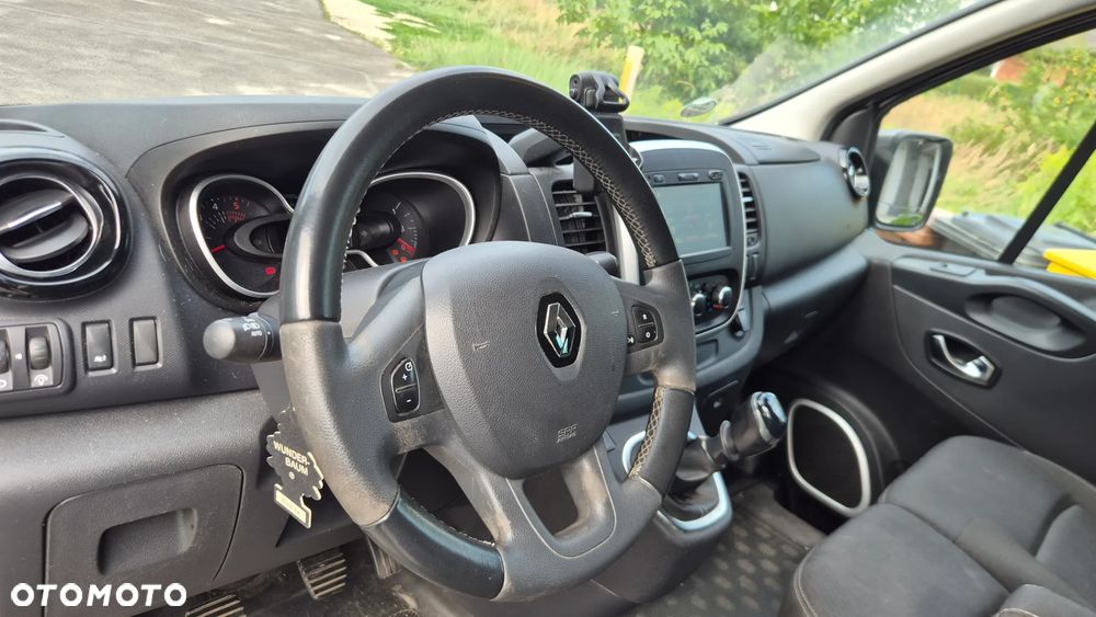 Renault Trafic - 11