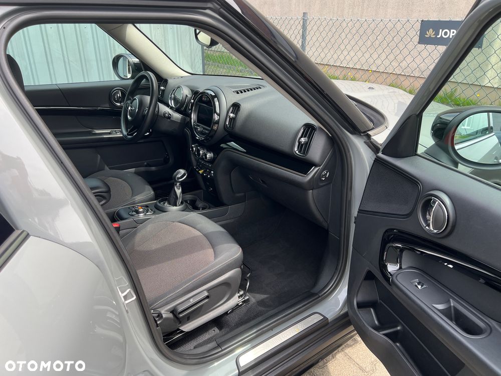 MINI Countryman Cooper SE ALL4 - 16