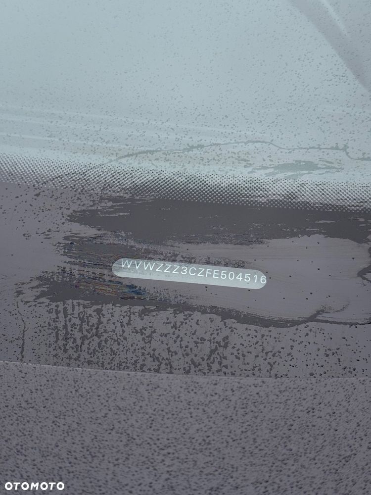 Volkswagen Passat 1.6 TDI BMT Trendline - 11