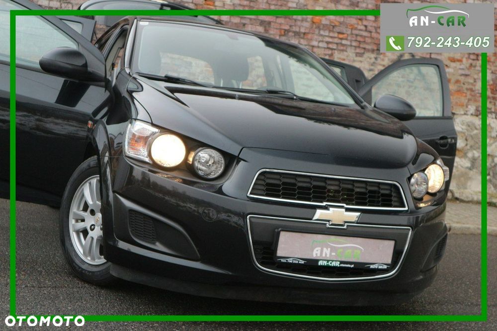 Chevrolet Aveo 1.2 LT - 1
