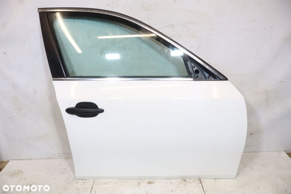 DRZWI PRAWY PRZÓD BMW 5 520D E61 A36 - 1