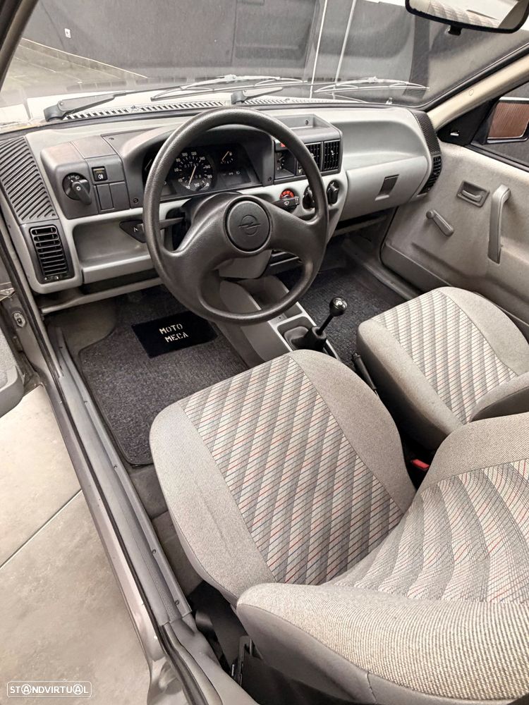 Opel Corsa 1.2 Swing - 27