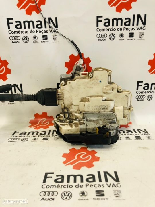 Ficheira TRÁS AUDI A6 C6 /4F0839015 A - 1