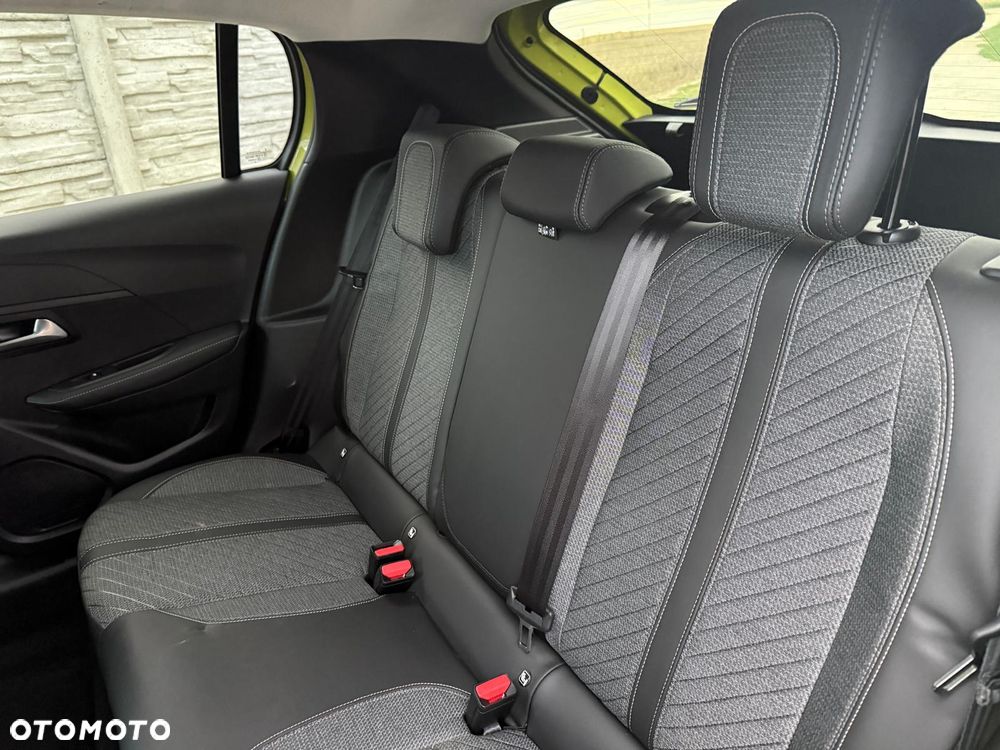 Peugeot 208 Elektromotor 136 E-Style - 15