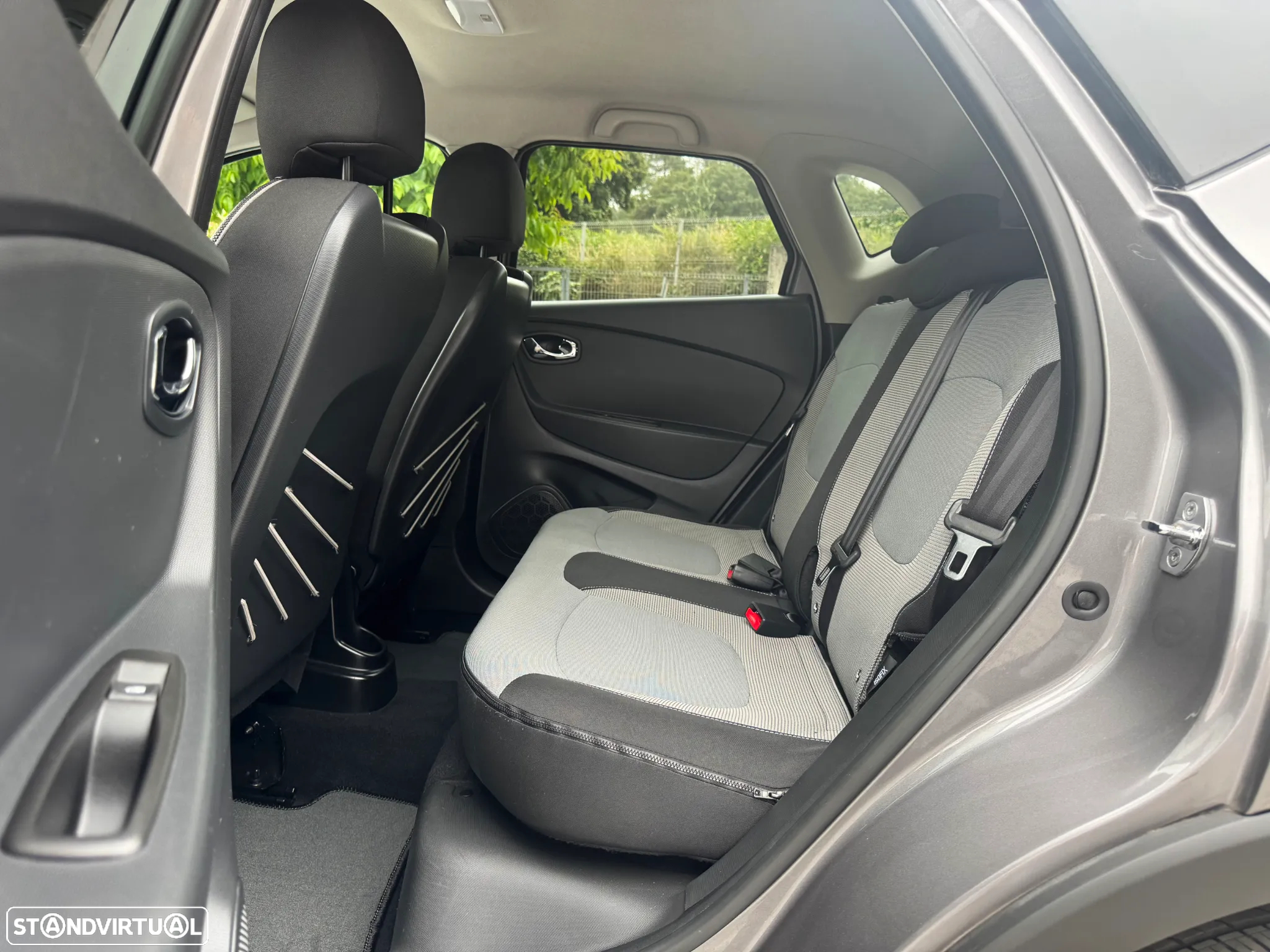 Renault Captur 0.9 TCE - 7