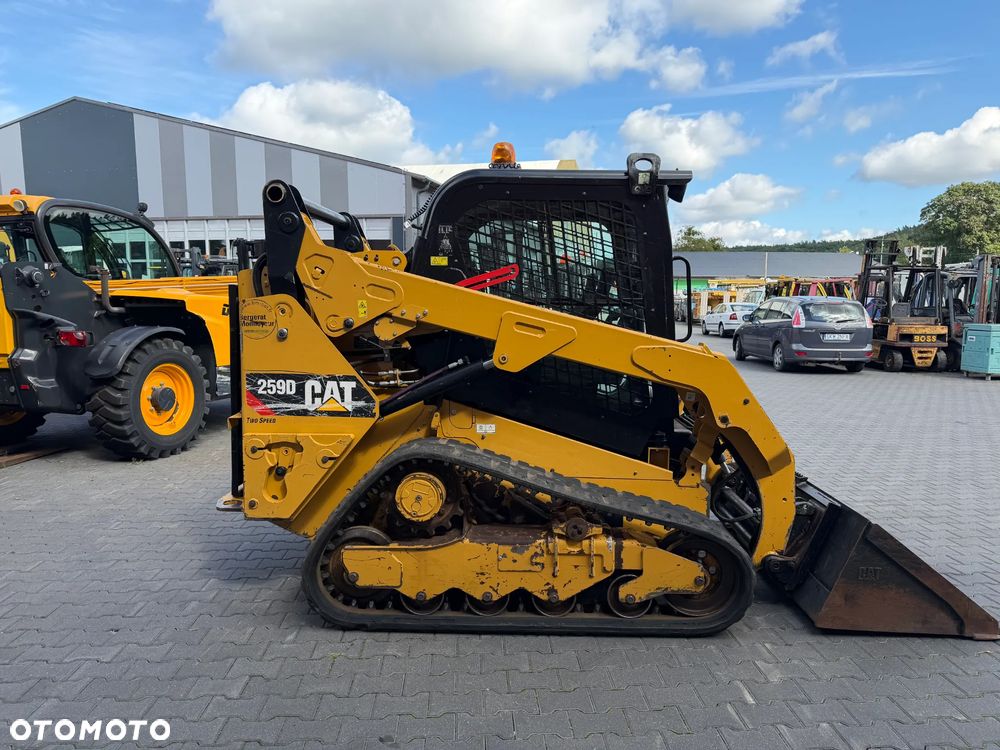 Caterpillar 259D - 6
