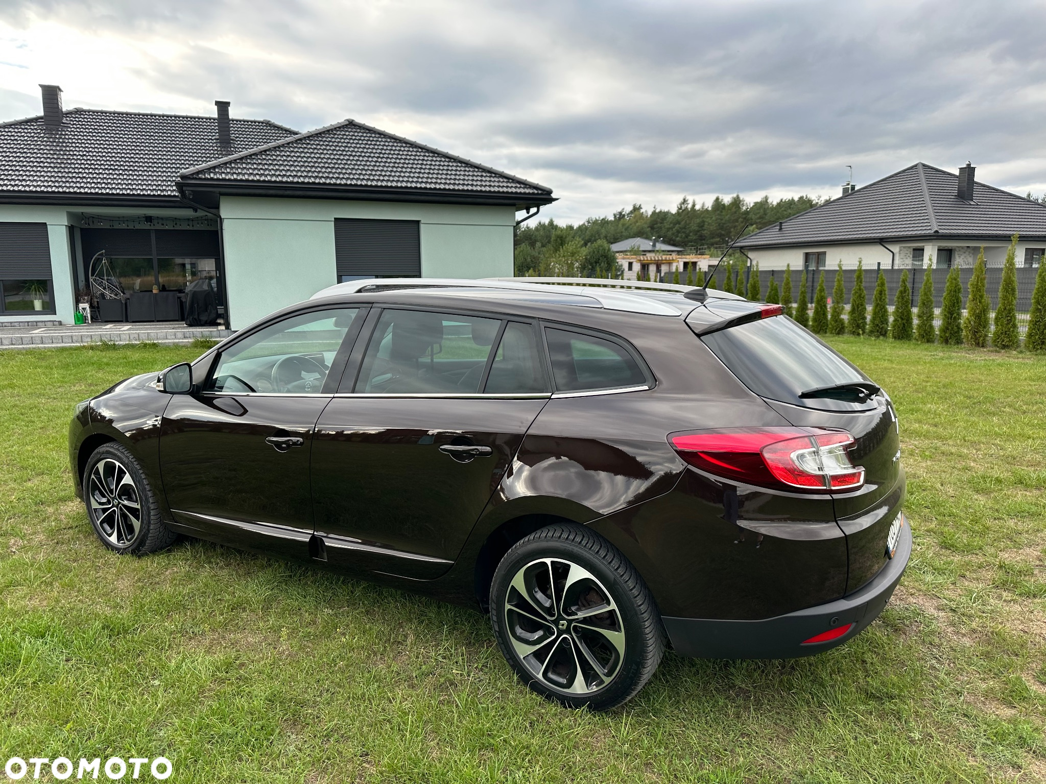 Renault Megane ENERGY TCe 130 BOSE EDITION - 16