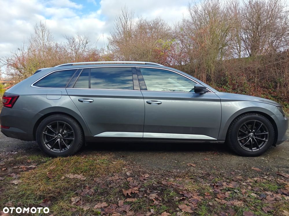 Skoda Superb 2.0 TSI L&K DSG - 10