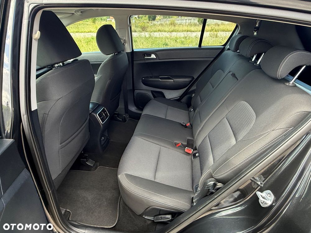 Kia Sportage 1.6 GDI 2WD DREAM-TEAM EDITION - 36