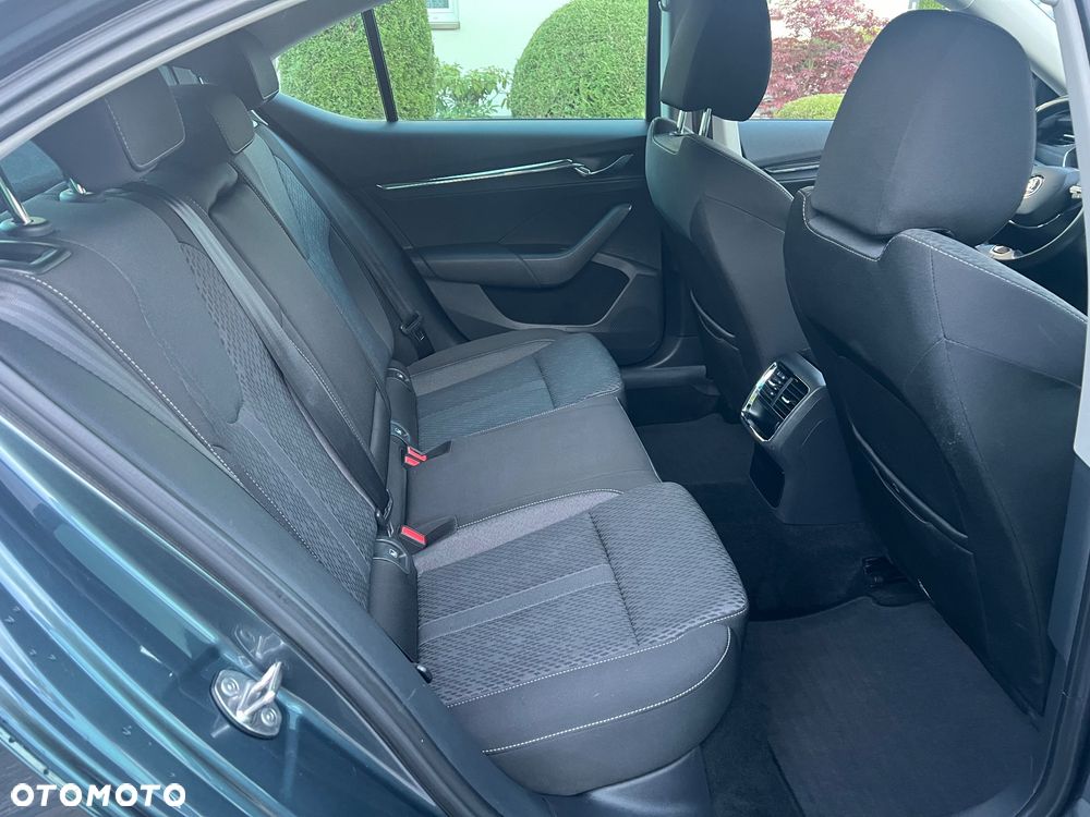 Skoda Octavia 2.0 TDI Style DSG - 15
