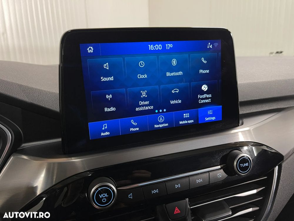 Ford Kuga 1.5 EcoBoost FWD Titanium X - 18