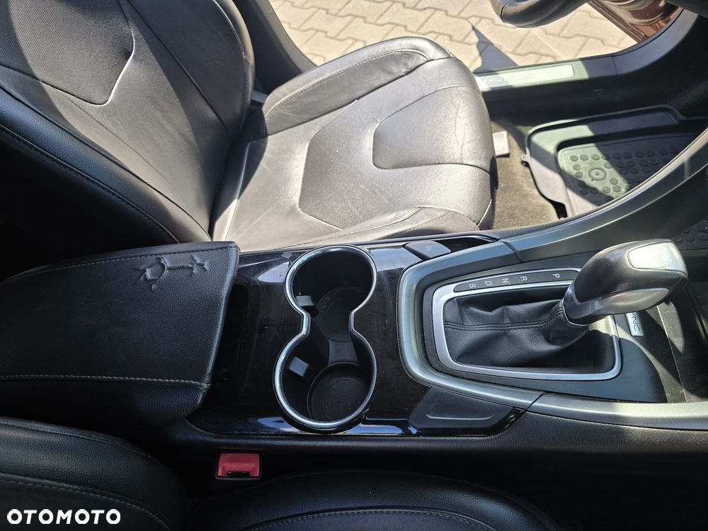 Ford Fusion - 20