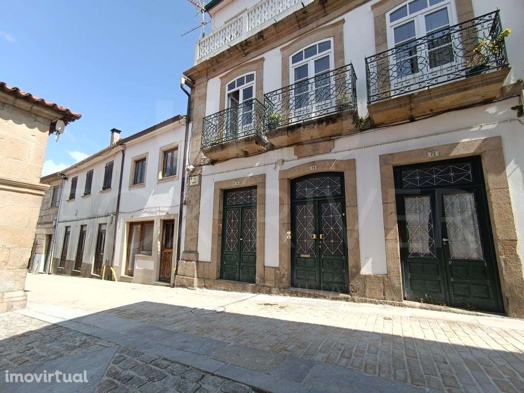 Prédio Centro da Vila de Melgaço - Grande imagem: 4/16