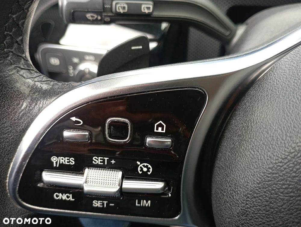 Mercedes-Benz Klasa A 200 7G-DCT - 14