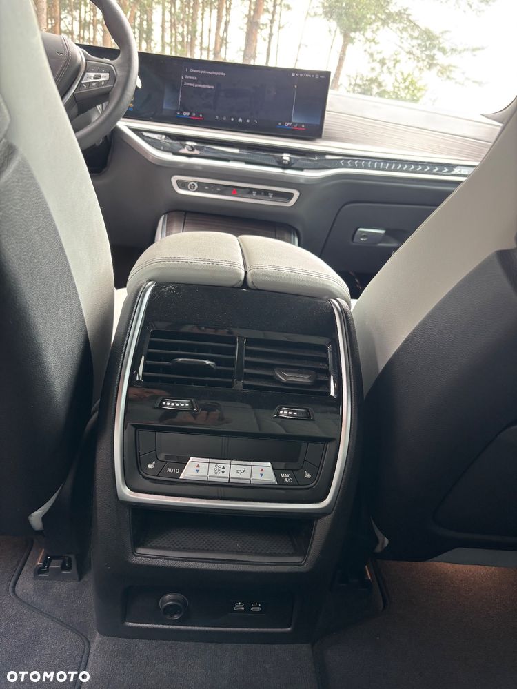 BMW X5 xDrive50e - 31