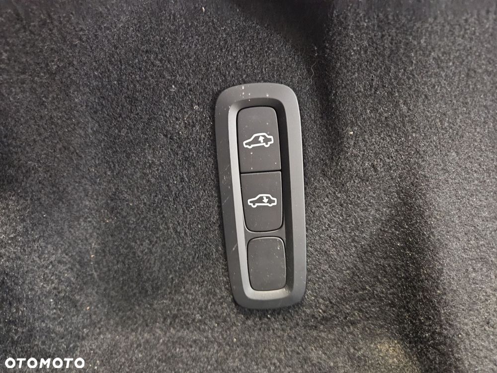 Volvo XC 60 - 32