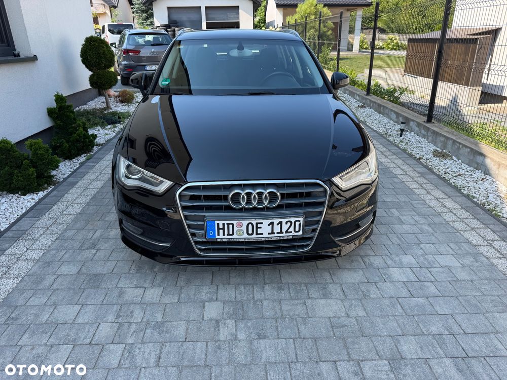 Audi A3 Sportback - 2