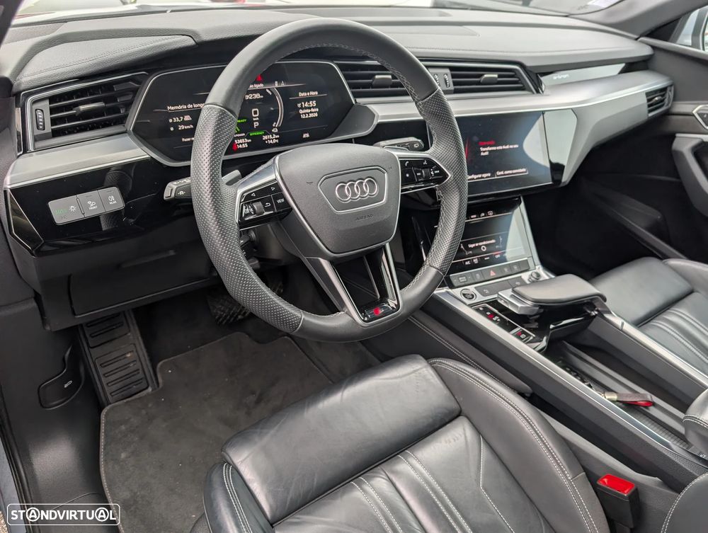 Audi e-tron 55 quattro S line - 13