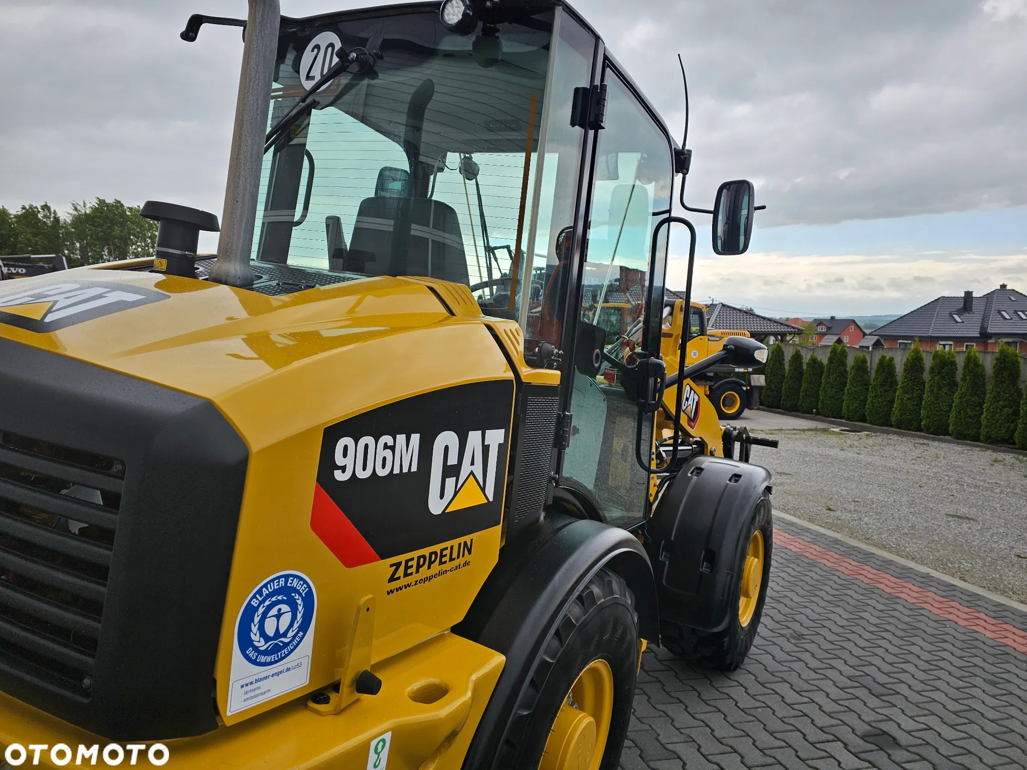 Caterpillar 906 M - 12