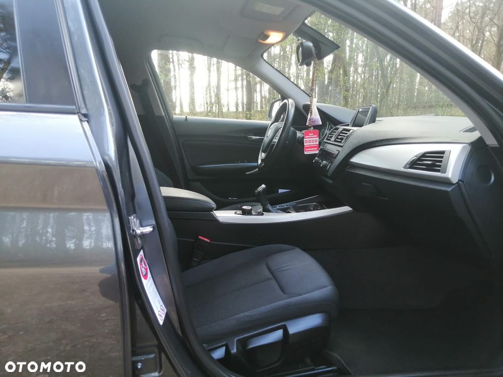 BMW Seria 1 116d - 10