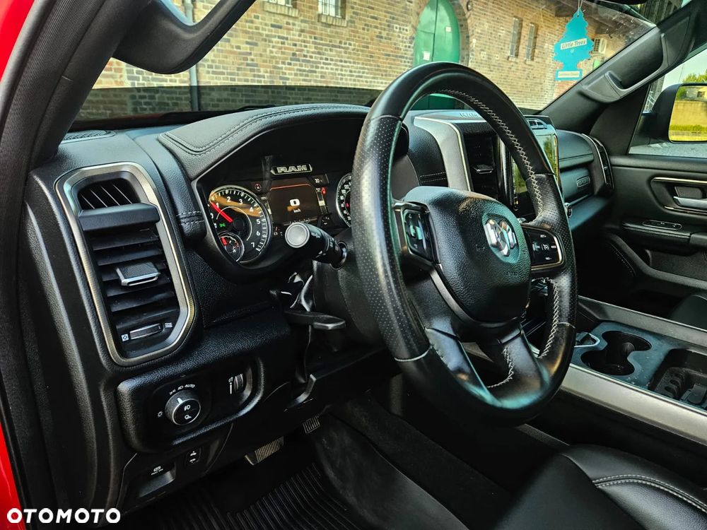 RAM 1500 Crew Cab Sport - 21