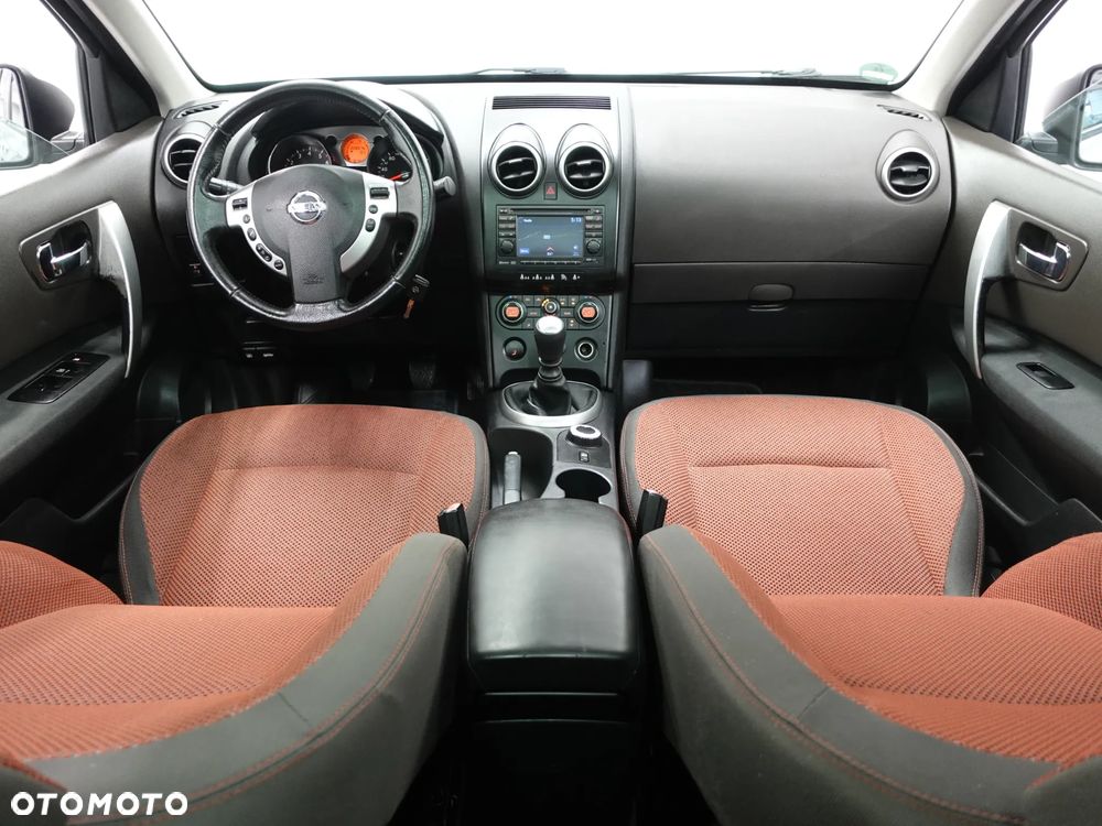 Nissan Qashqai 2.0 4x4 Tekna - 28