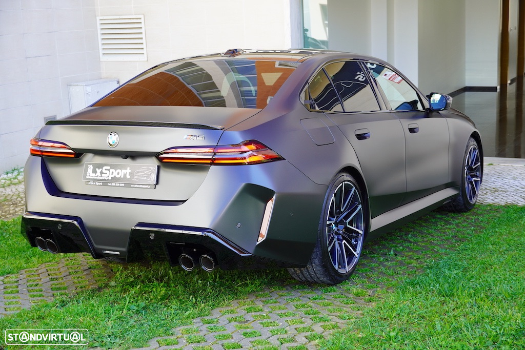 BMW M5 Standard - 11