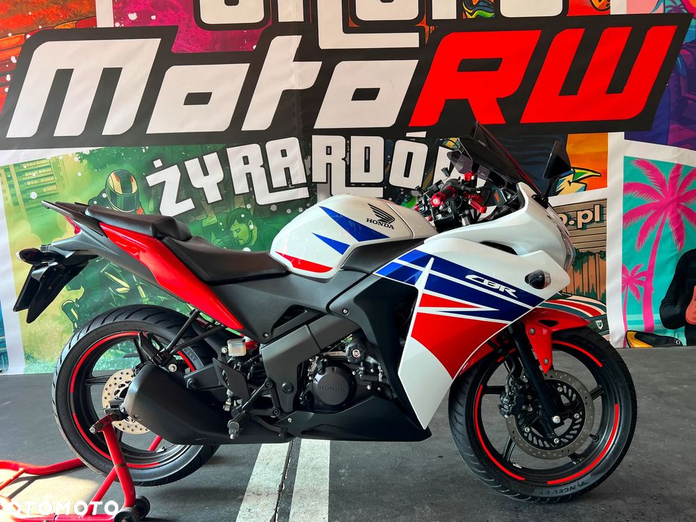 Honda CBR - 4