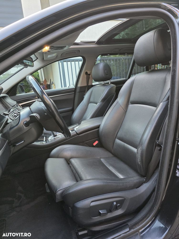 BMW Seria 5 520d AT - 7