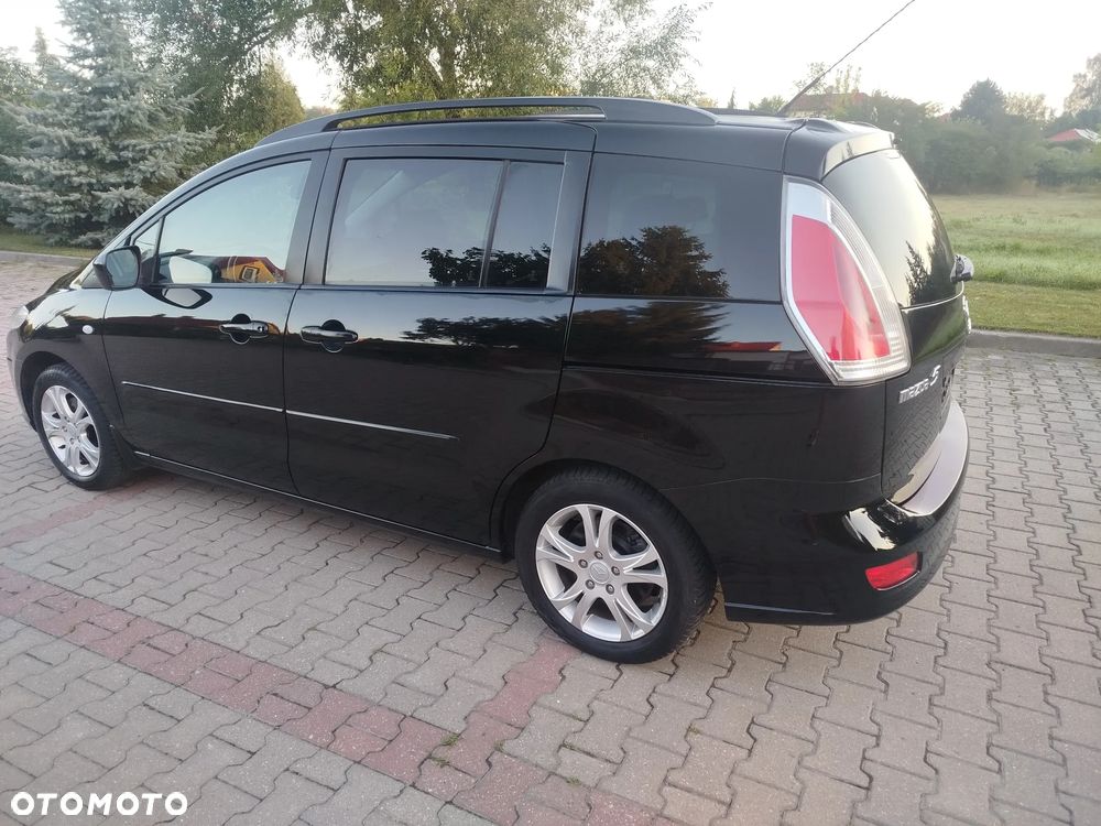 Mazda 5 2.0 Exclusive + - 8