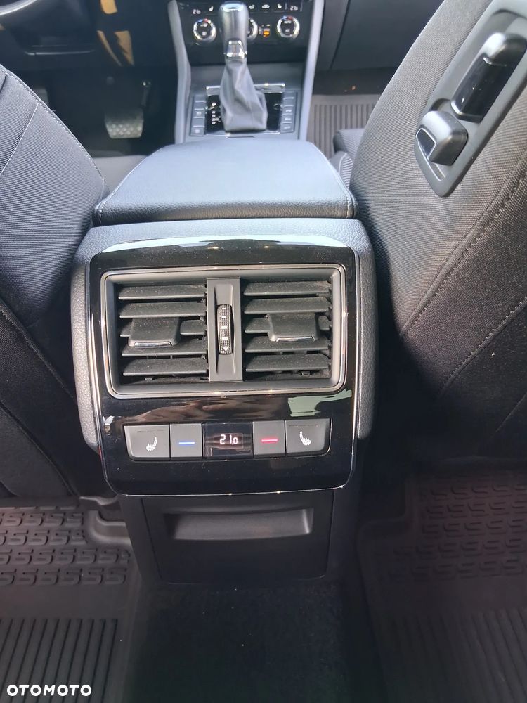 Skoda Superb 2.0 TDI SCR Style DSG - 17