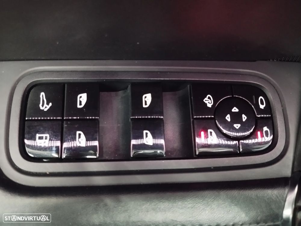 Porsche Cayenne Coupé E-Hybrid - 25