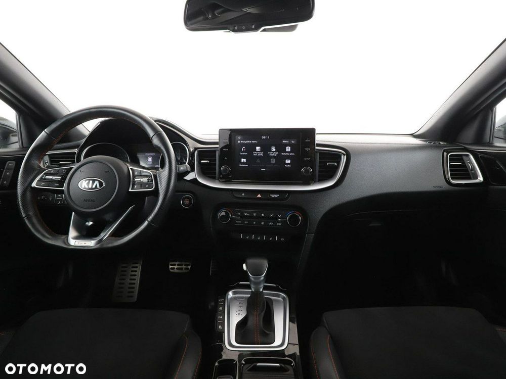 Kia ProCeed 1.6 T-GDI GT DCT - 16