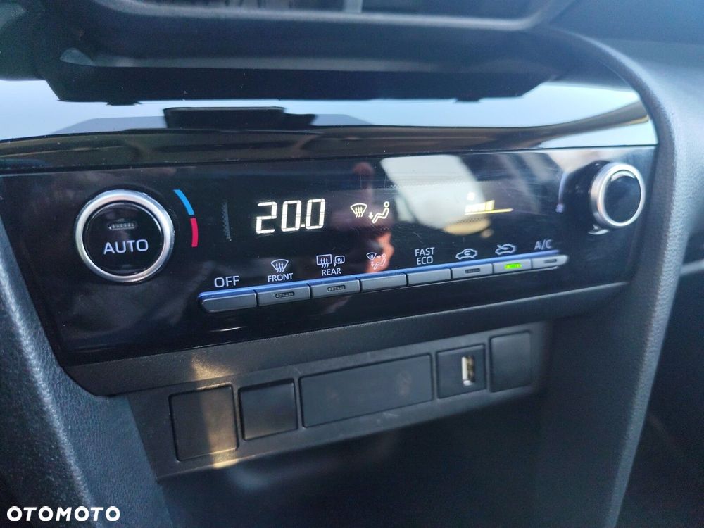 Toyota Yaris Cross - 25