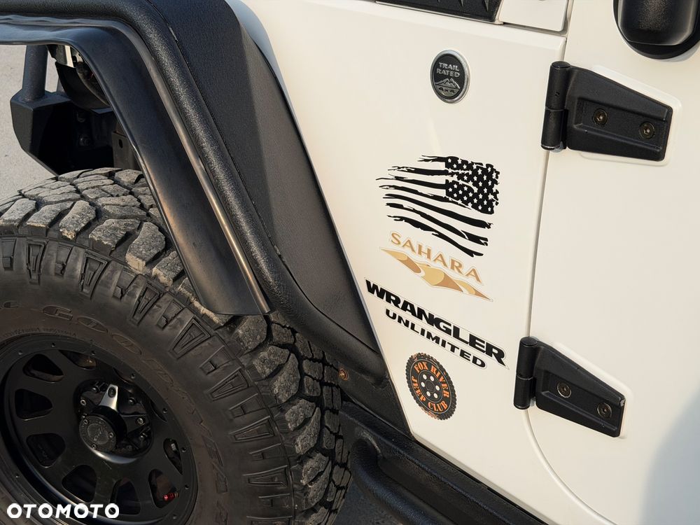 Jeep Wrangler 3.6 Unlim Sahara - 18