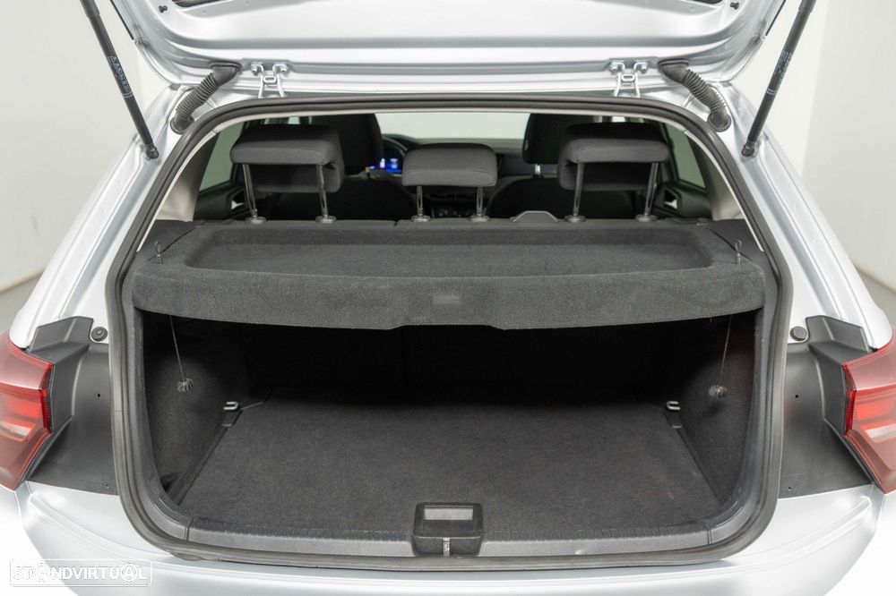 VW Polo 1.0 TSI Urban DSG - 13