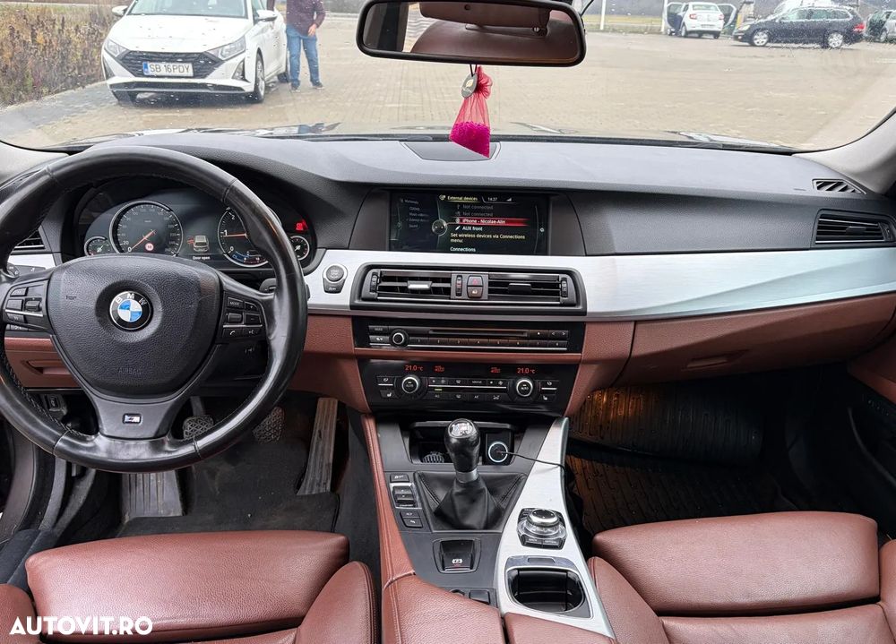 BMW Seria 5 520d Touring - 8