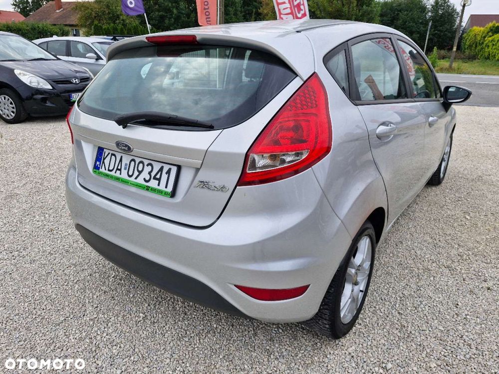 Ford Fiesta - 9
