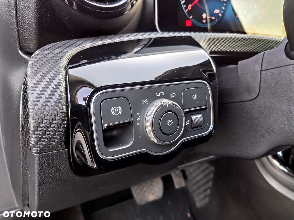 Mercedes-Benz Klasa A 200 Style 7G-DCT - 23
